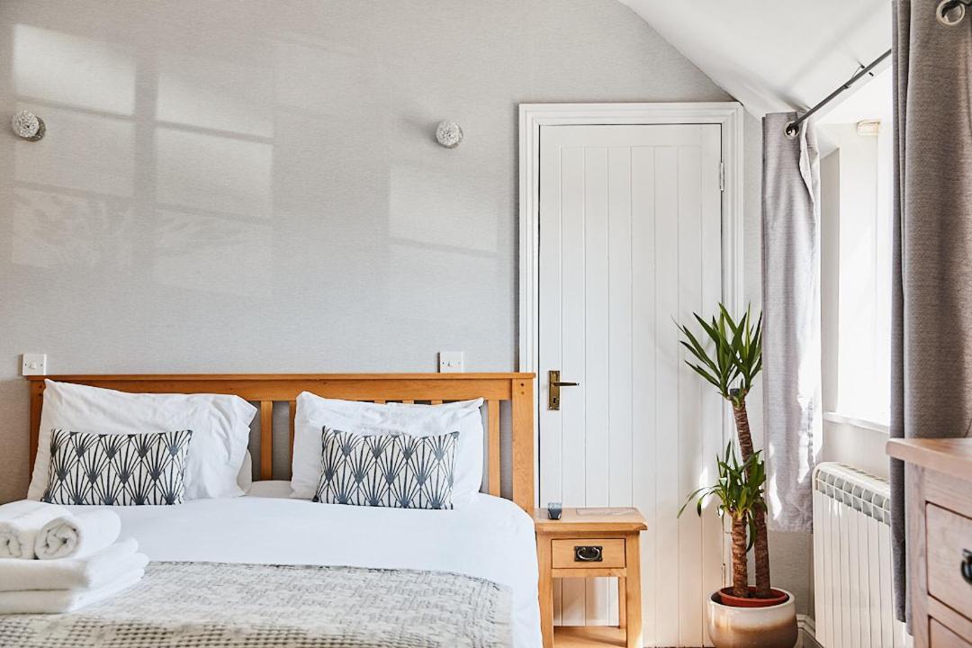 The Bucks Head Bed & Breakfast Carhampton Exterior photo